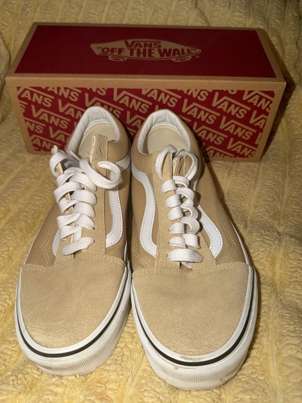 Vans Old Skool Sneakers in Beige and White